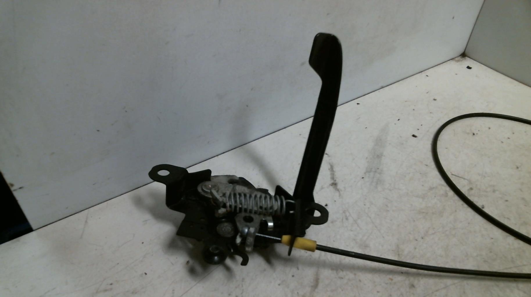 Serratura cofano TOYOTA YARIS 3 PHASE 3 Gasolina - 1