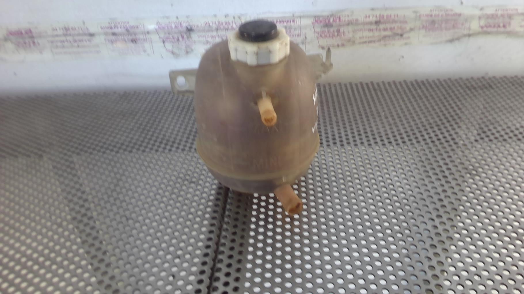 Vase d'expansion RENAULT CLIO 2 PHASE 1 Essence - 1