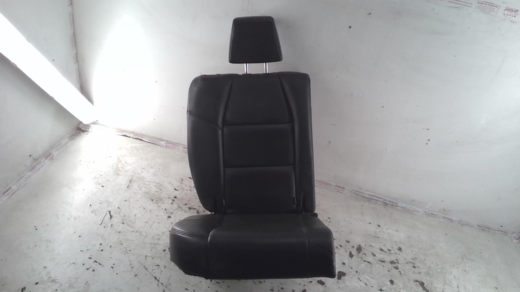 Banquette arriere PEUGEOT 207 PHASE 1 BREAK Diesel - 1