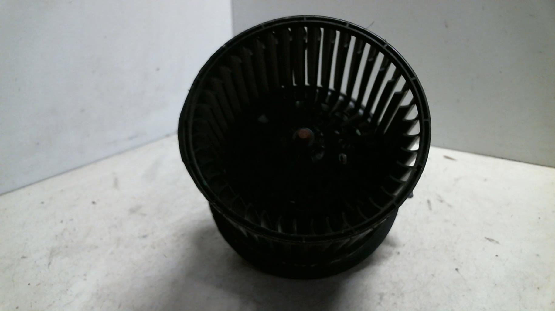 Pulseur d'air RENAULT CLIO 4 PHASE 2 Essence - 1