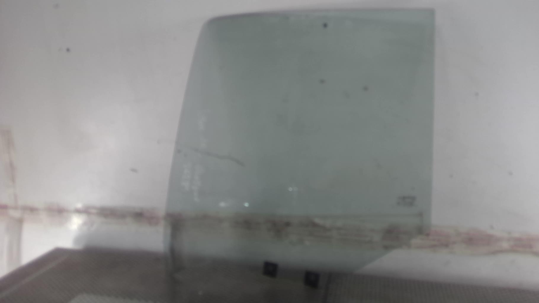Vetro posteriore sinistro RENAULT CLIO 2 PHASE 1 Gasolina - 1