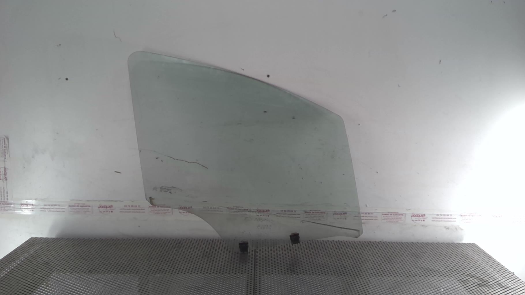 Vitre avant droit CITROEN C3 2 PHASE 1 Diesel - 1