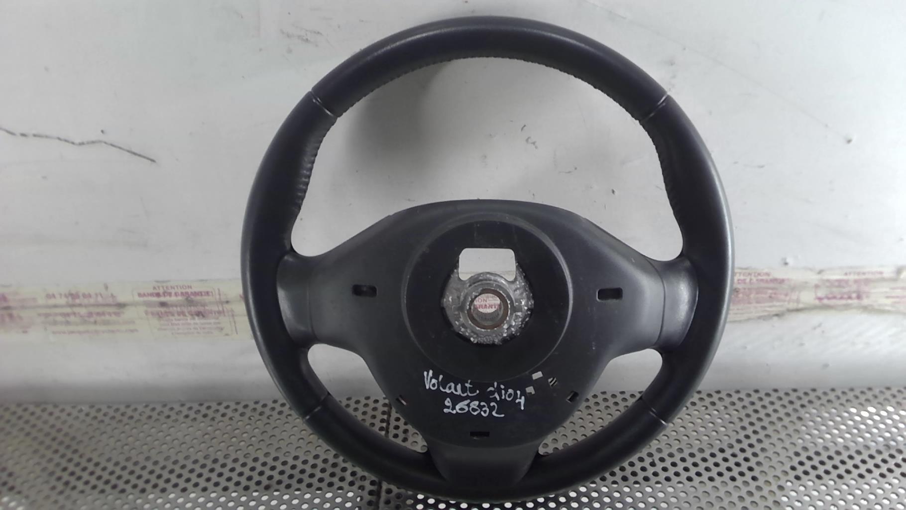 Volant RENAULT CLIO 4 PHASE 1 BREAK Diesel - 1