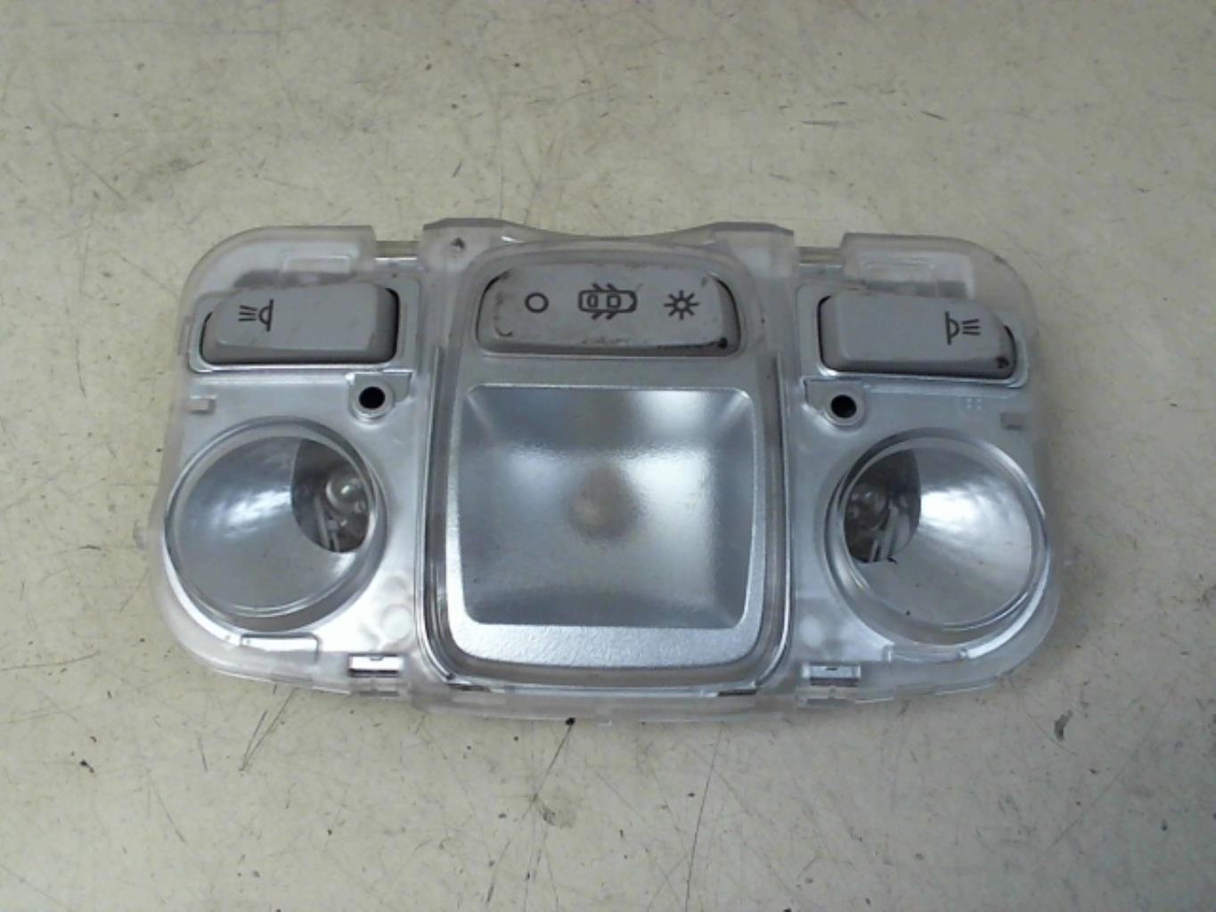Eclairage de plafonnier CITROEN C4 2 PHASE 1 Diesel - 1