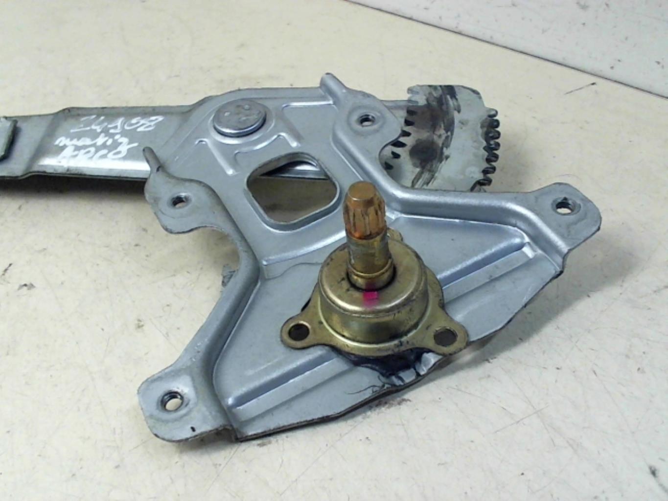 Alzacristalli manuale posteriore sinistro CHEVROLET MATIZ 1 Gasolina - 1
