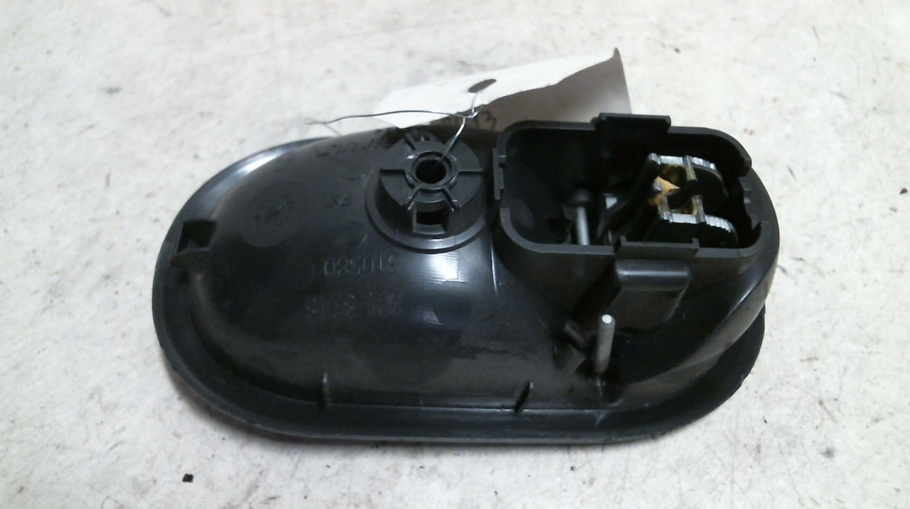 Maniglia interna posteriore destra RENAULT CLIO 3 PHASE 2 BREAK Diésel - 1