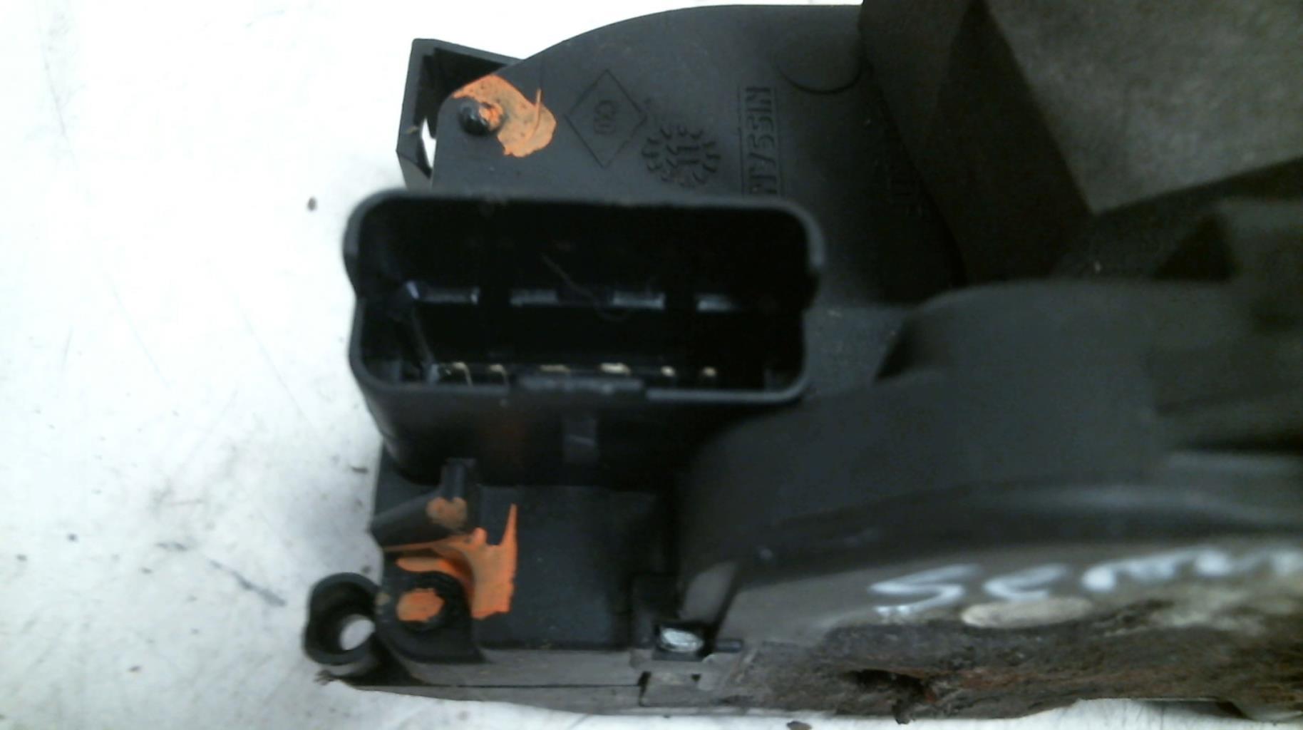 Serratura posteriore destra RENAULT CLIO 3 PHASE 2 BREAK Diésel - 1