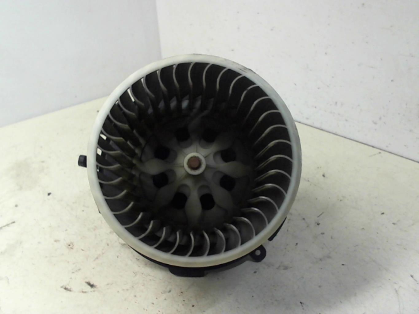 Pulseur d'air PEUGEOT 307 PHASE 1 BREAK Diesel - 1