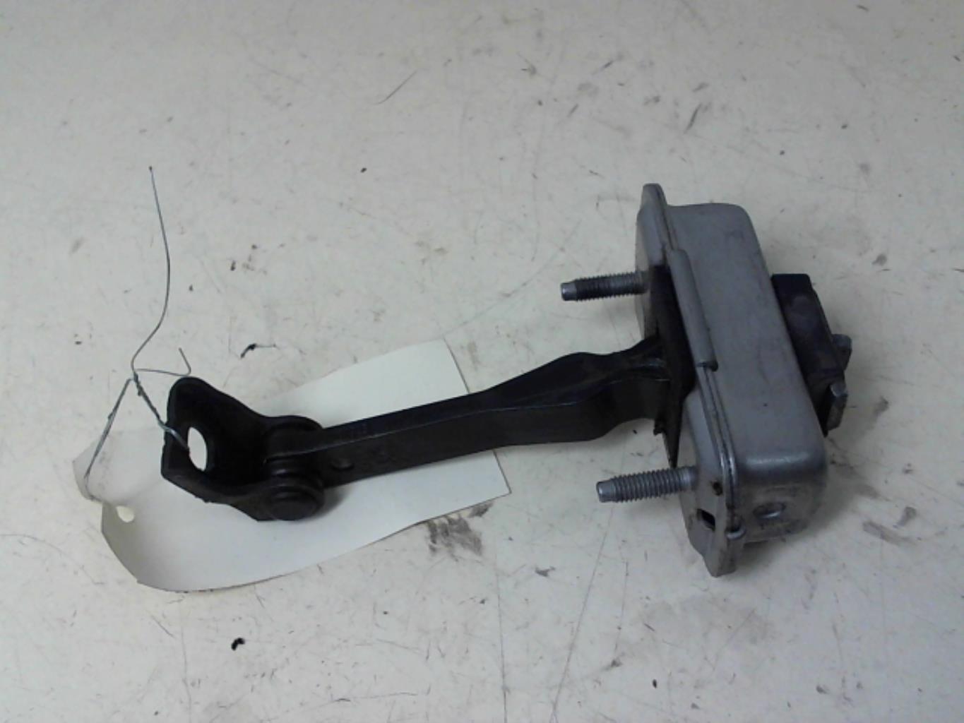 Tirante portiera anteriore sinistro PEUGEOT 208 1 PHASE 1 Diésel - 1
