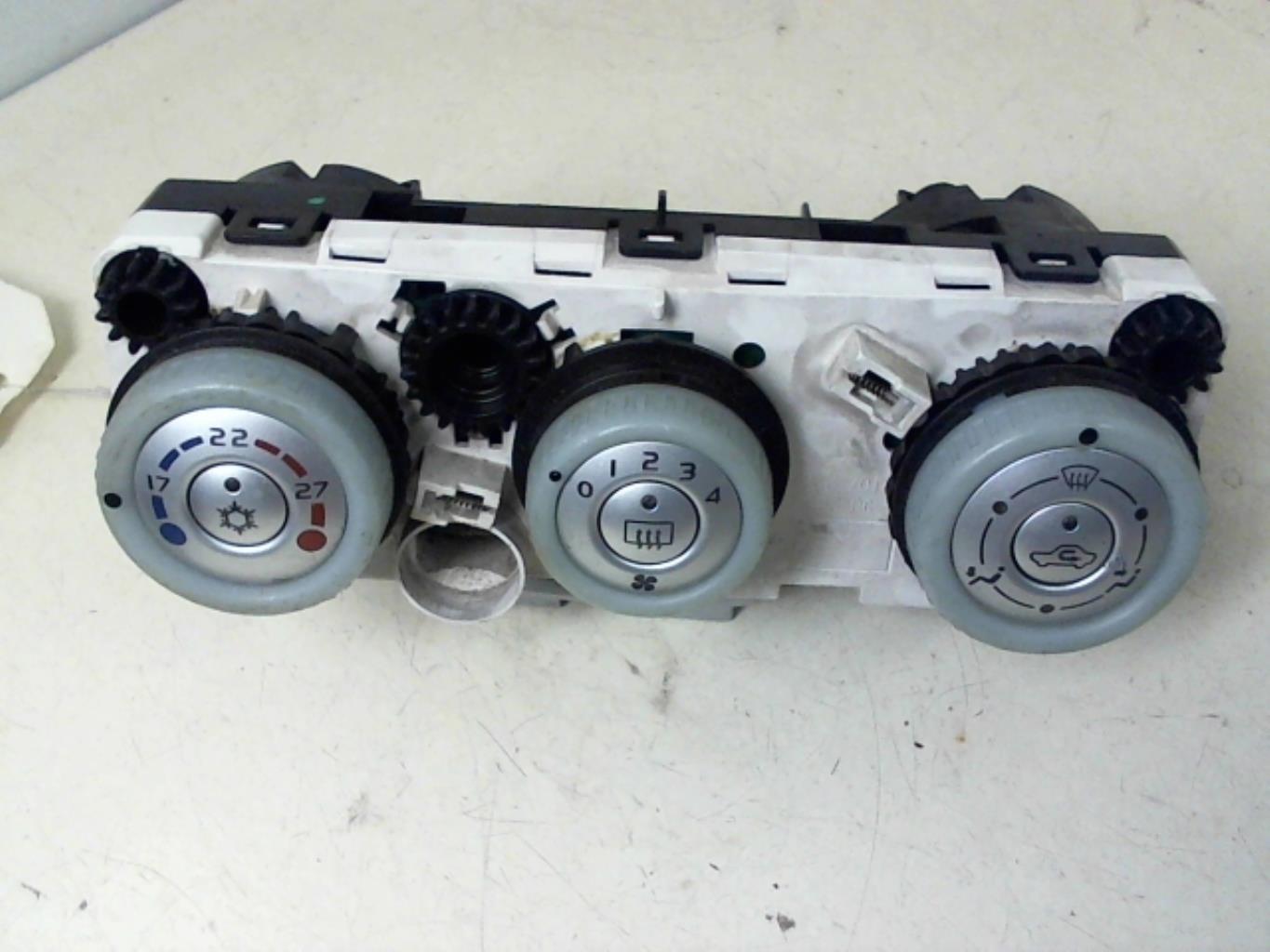 Commande chauffage MITSUBISHI COLT 6 PHASE 1 Essence - 1