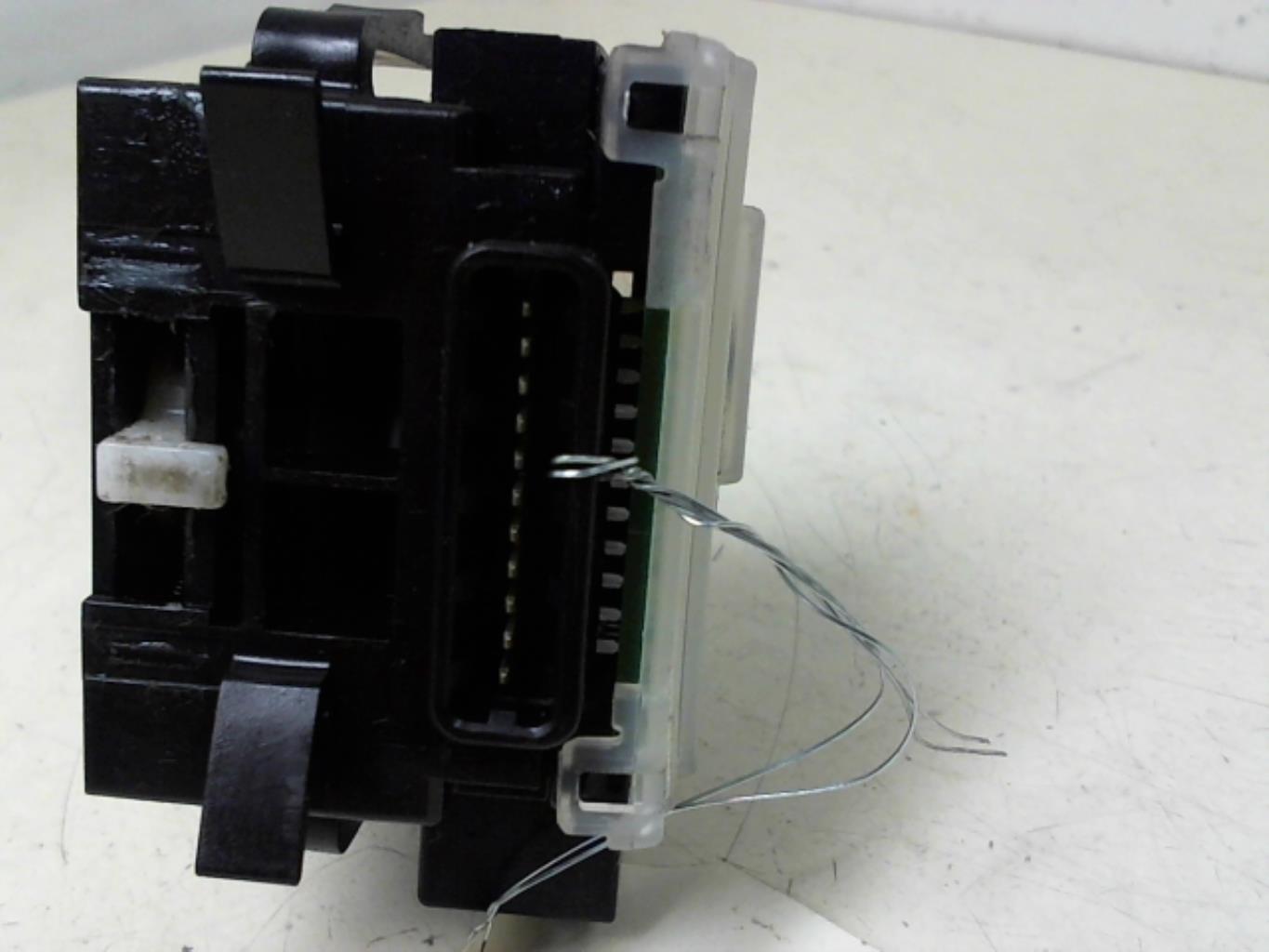 Commodo phare MITSUBISHI COLT 6 PHASE 1 Essence - 1