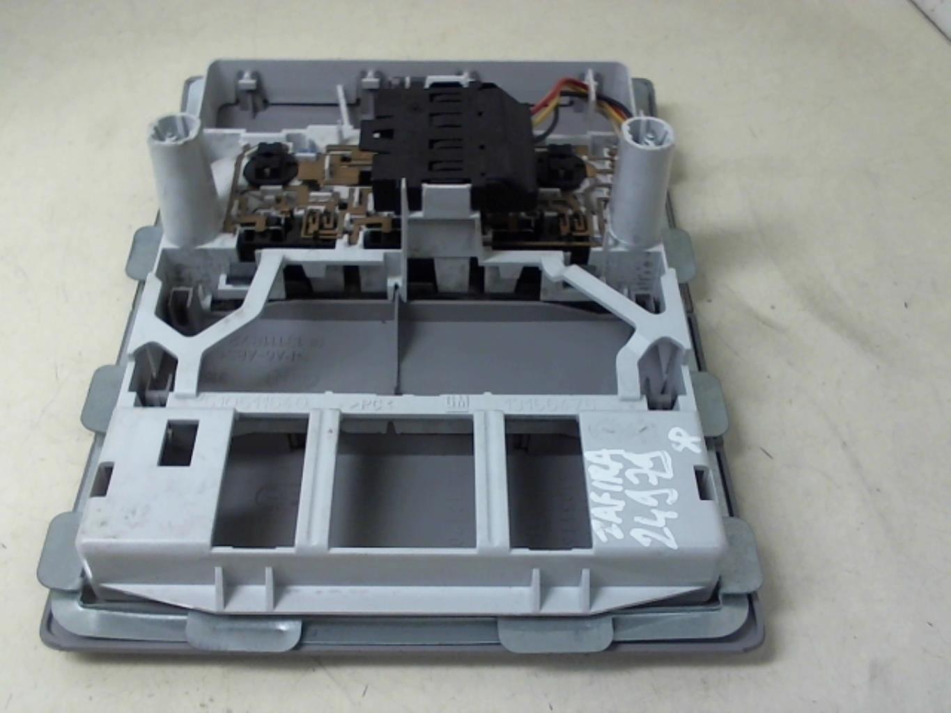 Eclairage de plafonnier OPEL ZAFIRA B PHASE 1 Diesel - 1