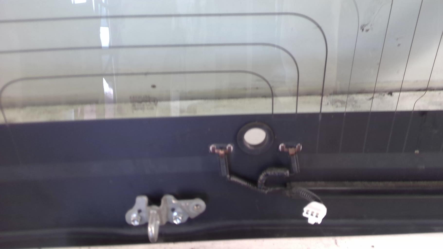 Lunette arriere PEUGEOT 107 PHASE 2 Essence - 1