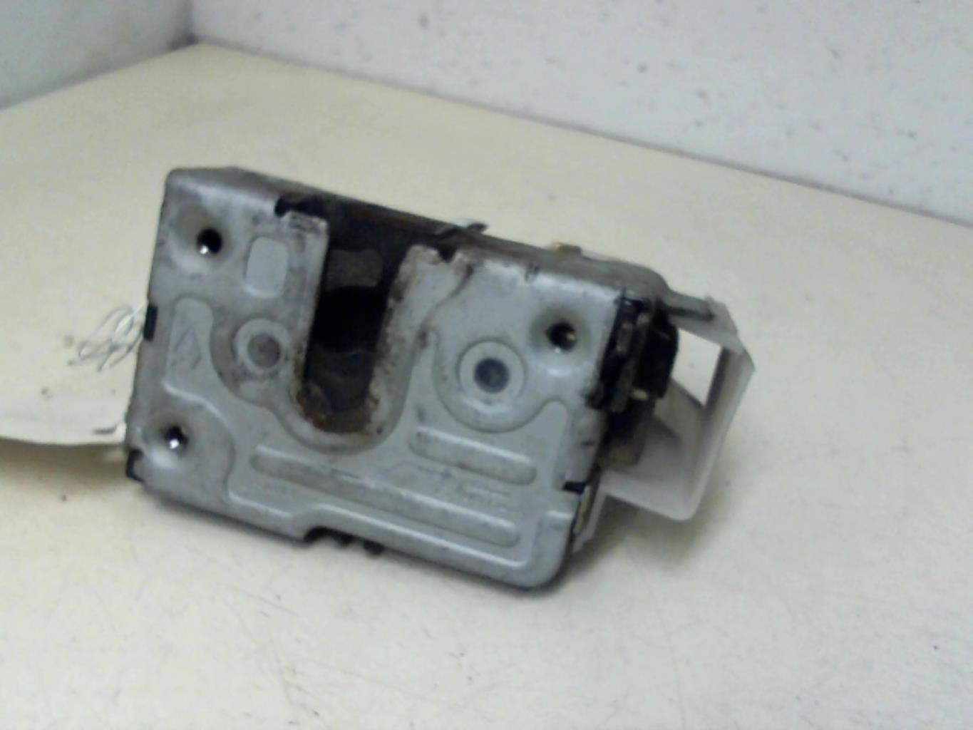 Serrure avant droit RENAULT CLIO 2 PHASE 2 Diesel - 1