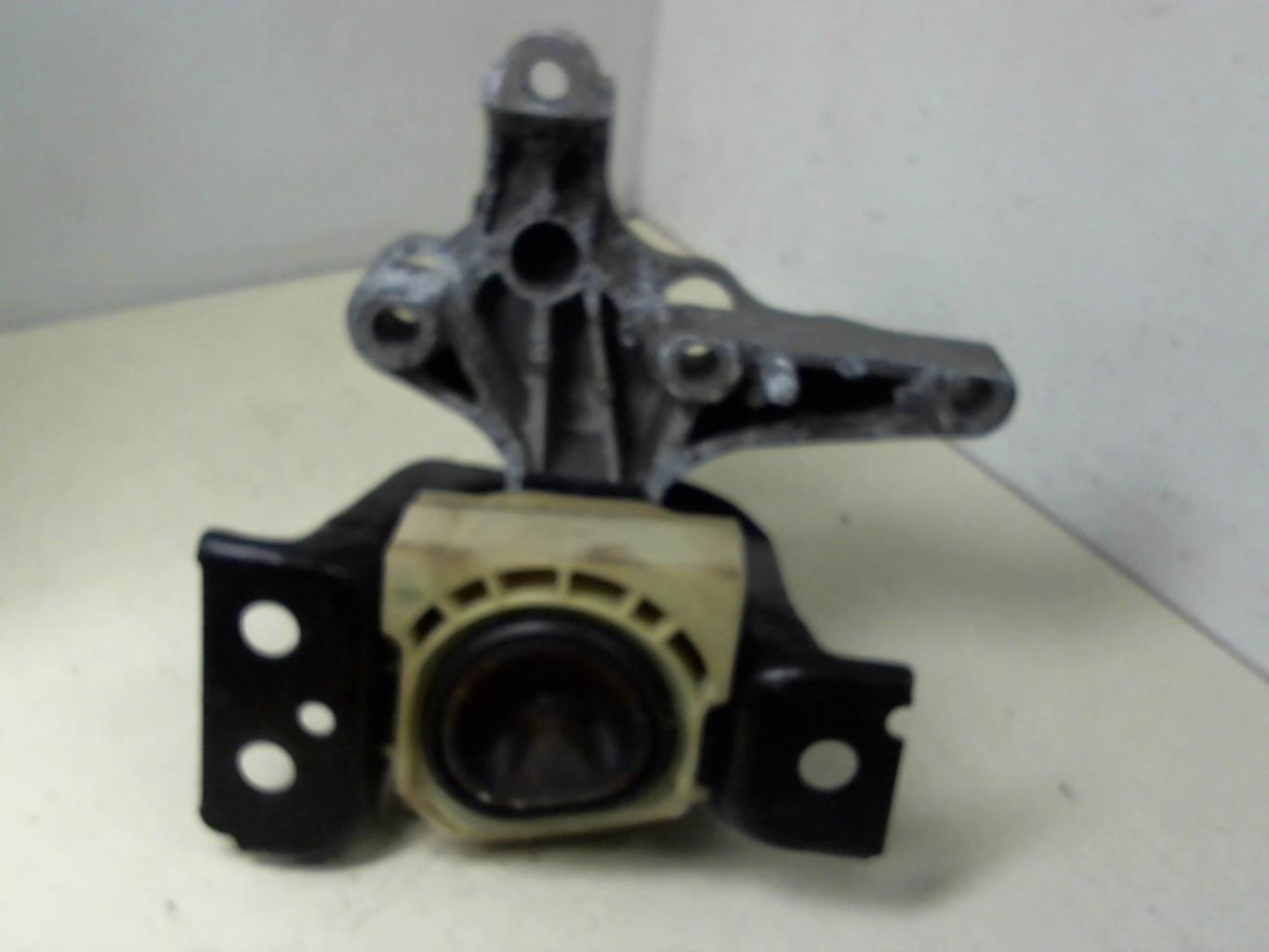 Support moteur droit RENAULT CLIO 4 PHASE 1 BREAK Diesel - 1