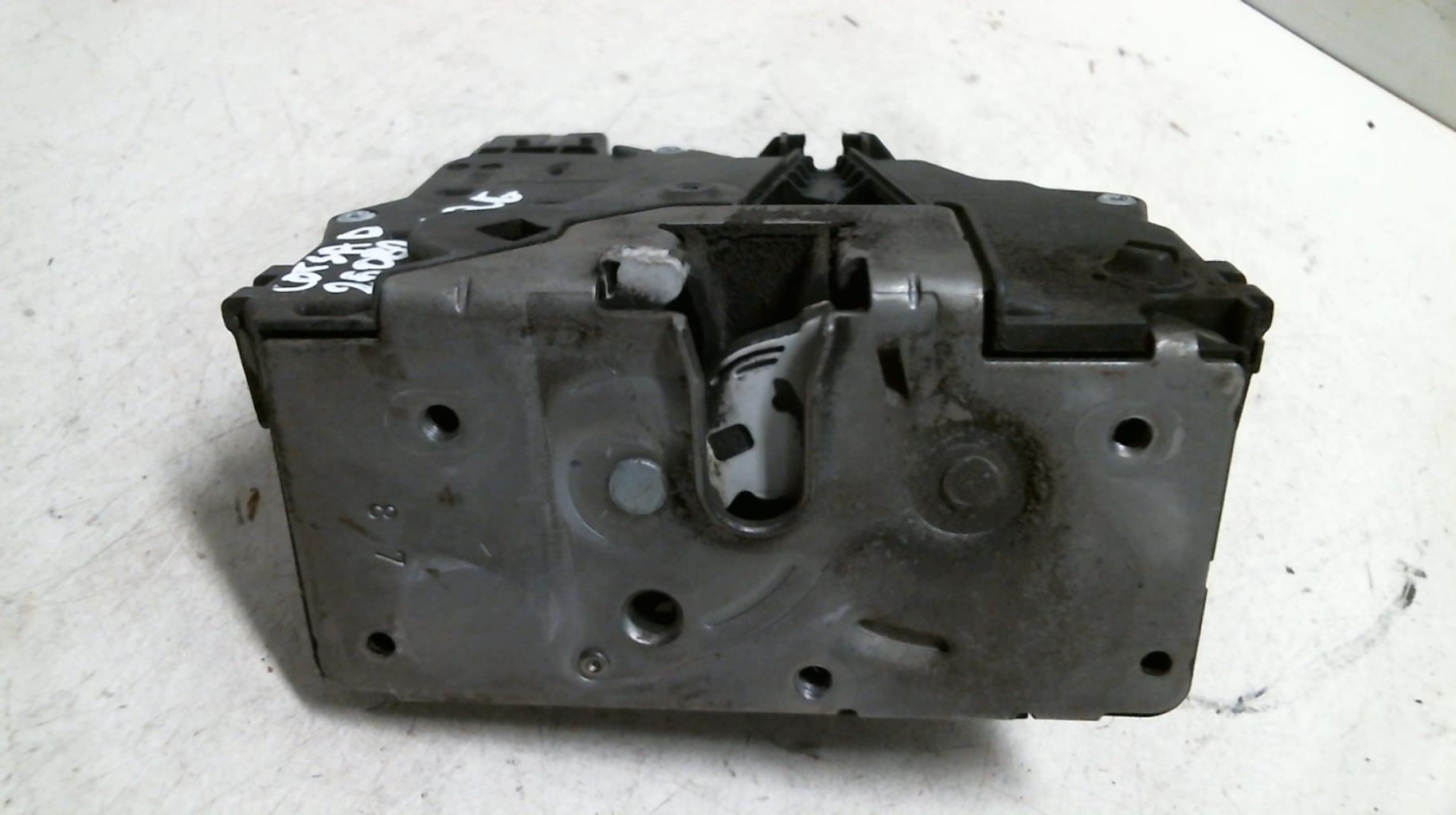 Serrure arriere gauche OPEL CORSA D PHASE 1 Essence - 1