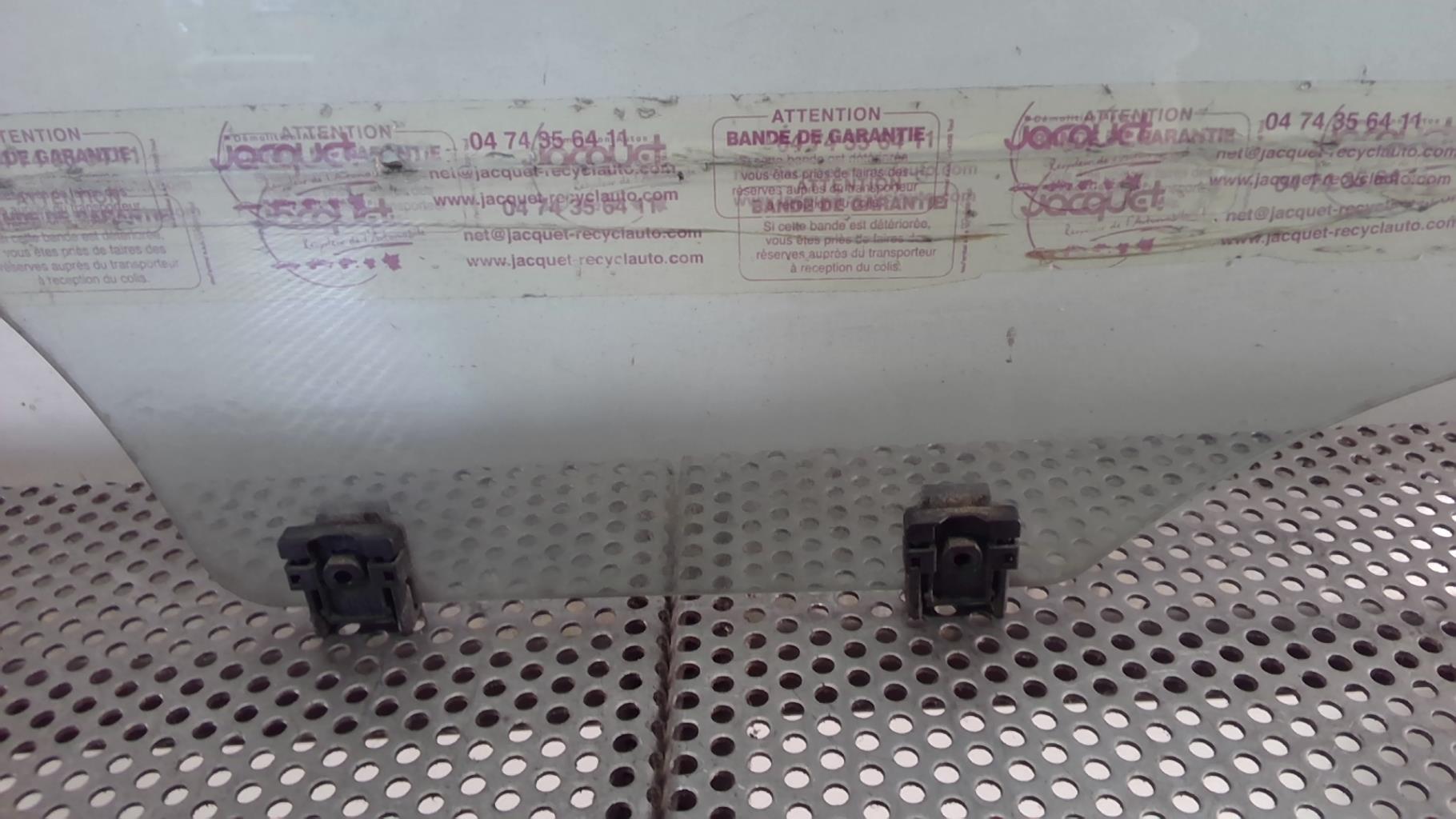 Vetro posteriore destro CITROEN C3 2 PHASE 1 Gasolina - 1