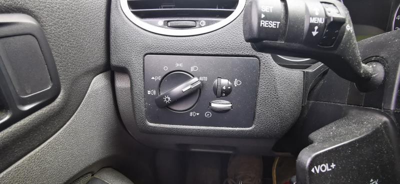 Commande de phare FORD FOCUS 2 PHASE 1 BREAK Diesel - 1
