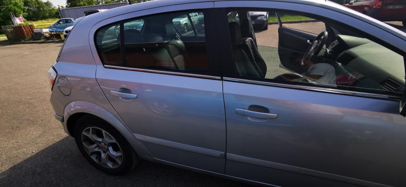 Serratura posteriore destra OPEL ASTRA H PHASE 1 Diésel - 1