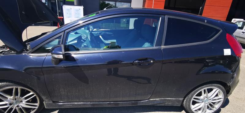 Serratura anteriore sinistra FORD FIESTA 6  - 1
