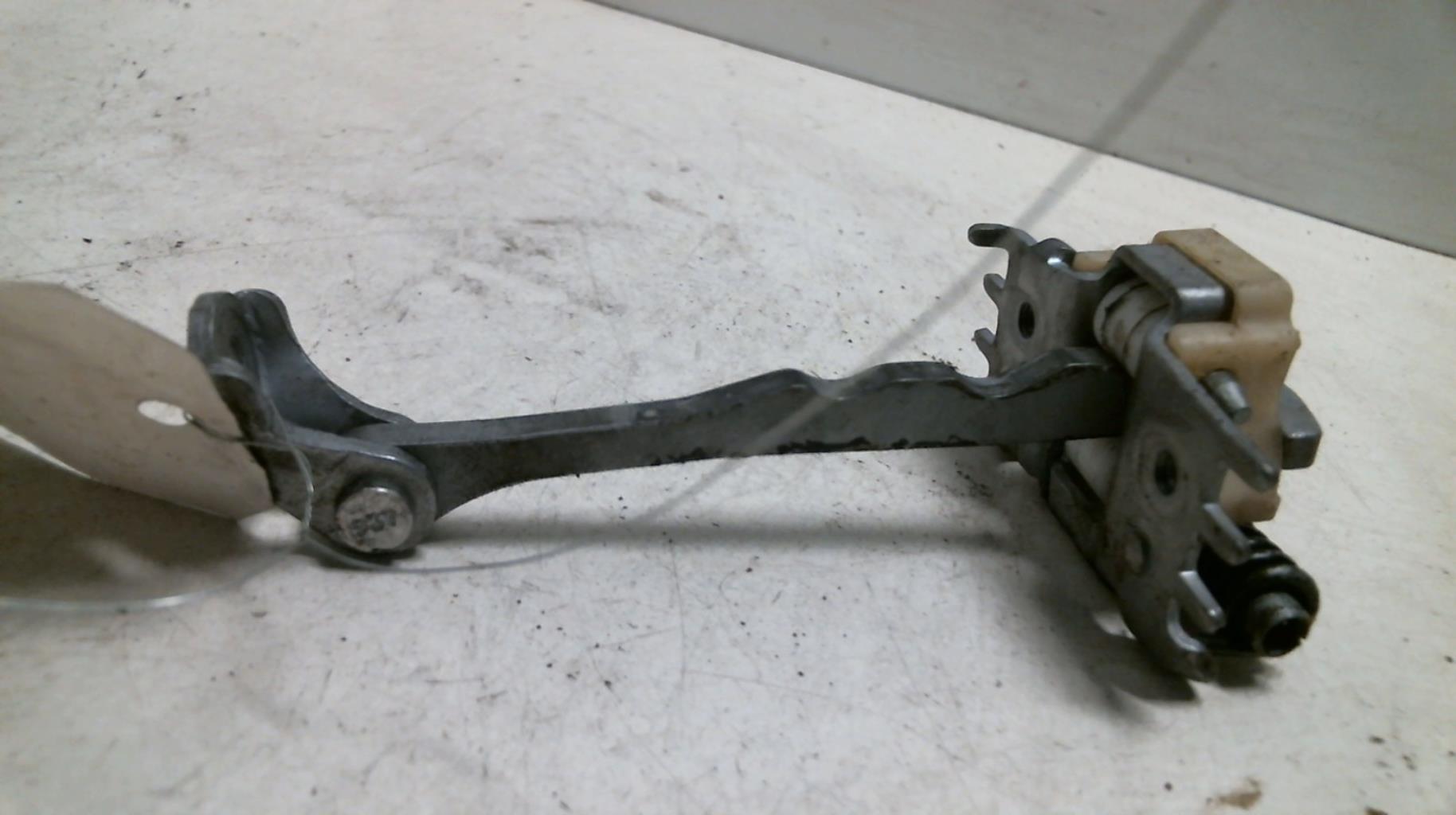 Tirante portiera posteriore destro RENAULT SCENIC 3 PHASE 1 Diésel - 1