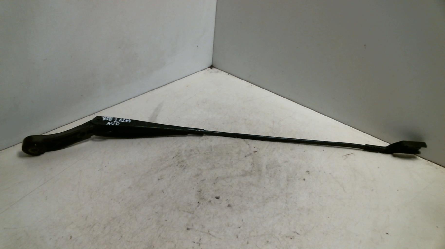 Braccio tergicristallo anteriore destro PEUGEOT 308 2 PHASE 1 Diésel - 1