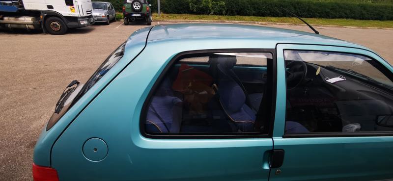Ventanilla triangular trasera derecha PEUGEOT 106 PHASE 2  - 1