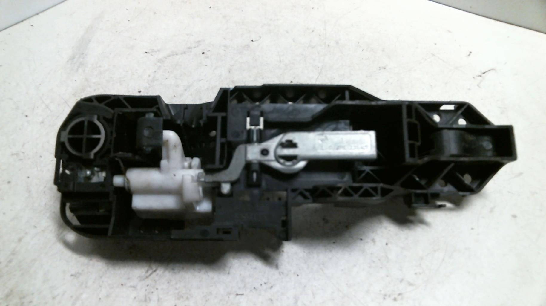Maniglia portiera posteriore sinistra RENAULT MEGANE 3 PHASE 1 Diésel - 1