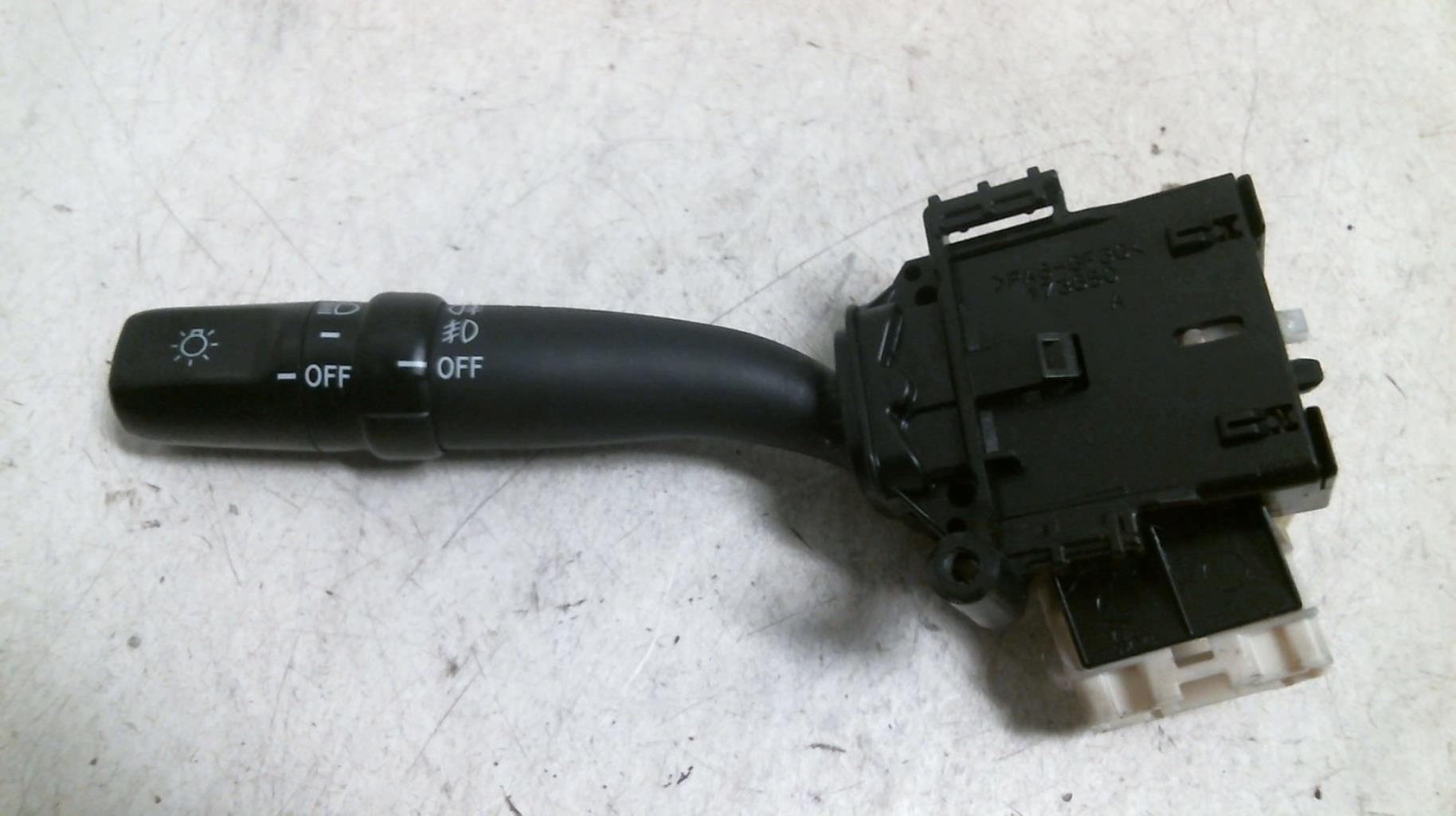 Commodo phare TOYOTA COROLLA VERSO 2 PHASE 1 Diesel - 1