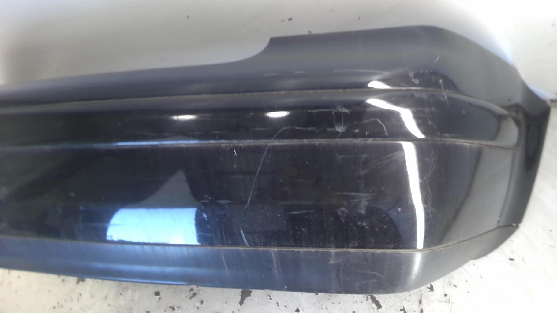 Pare choc arriere VOLKSWAGEN BORA Diesel - 1