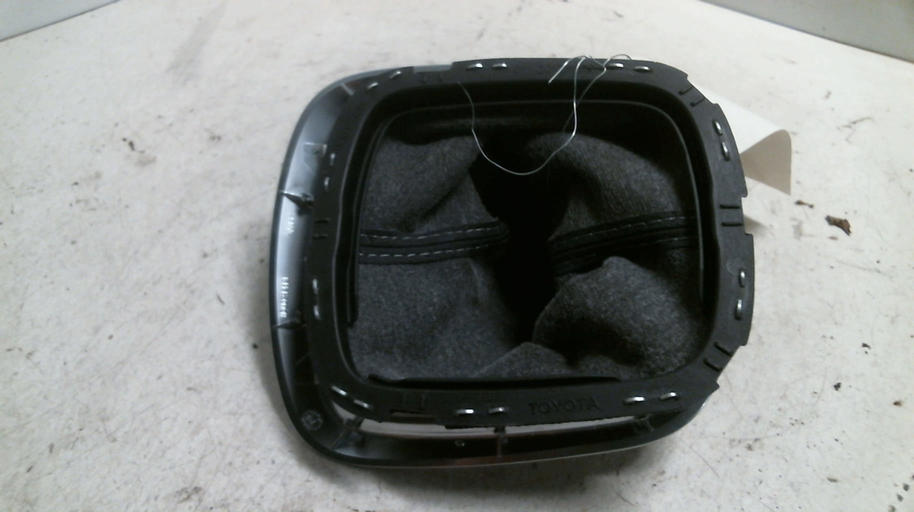 Cuffia leva cambio TOYOTA YARIS 3 PHASE 3 Gasolina - 1
