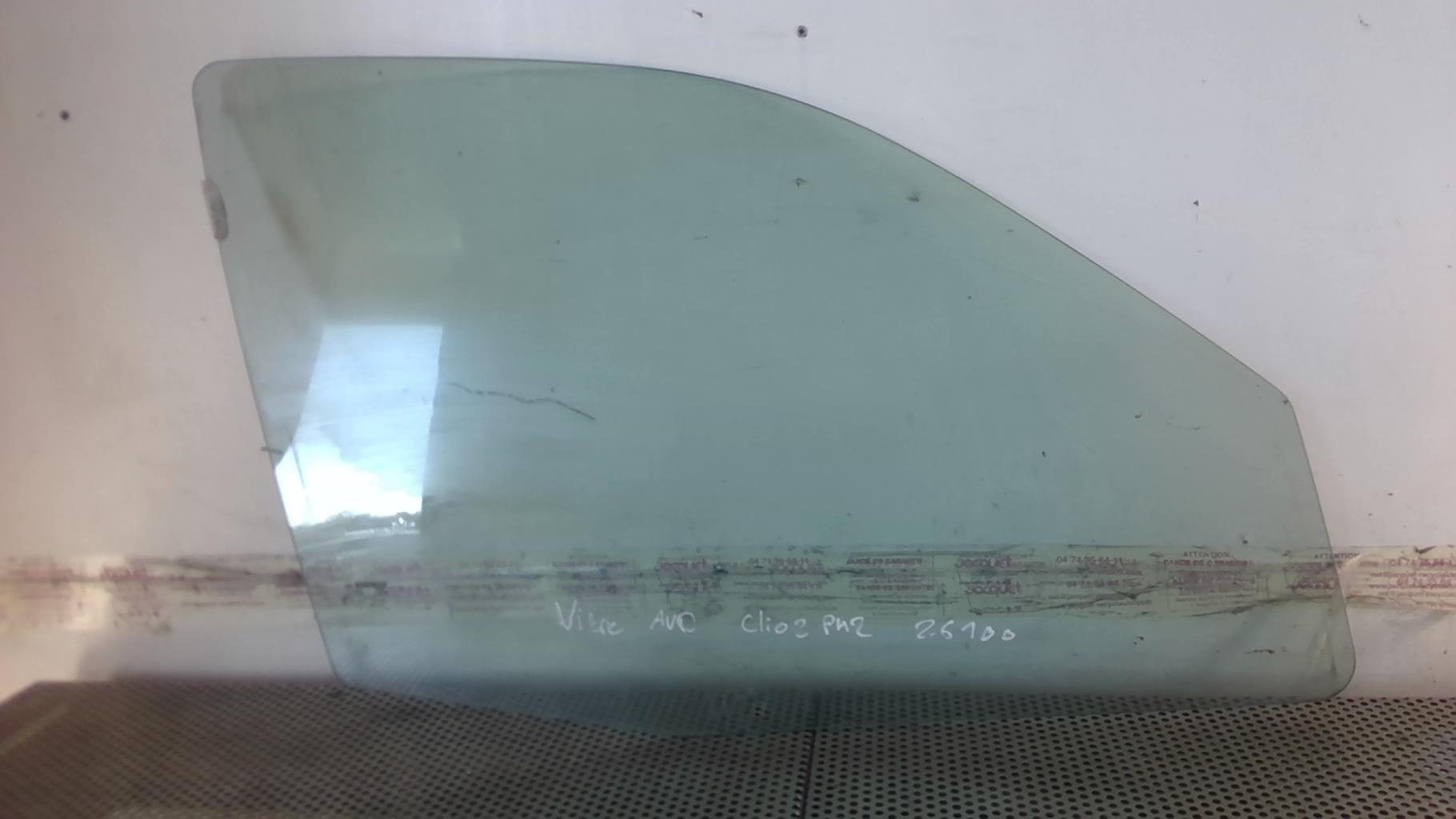 Vitre avant droit RENAULT CLIO 2 PHASE 2 Diesel - 1