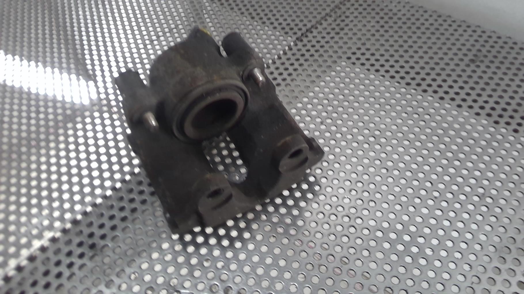Pinza freni anteriore sinistra BMW SERIE 3 E46 PHASE 1 Diésel - 1