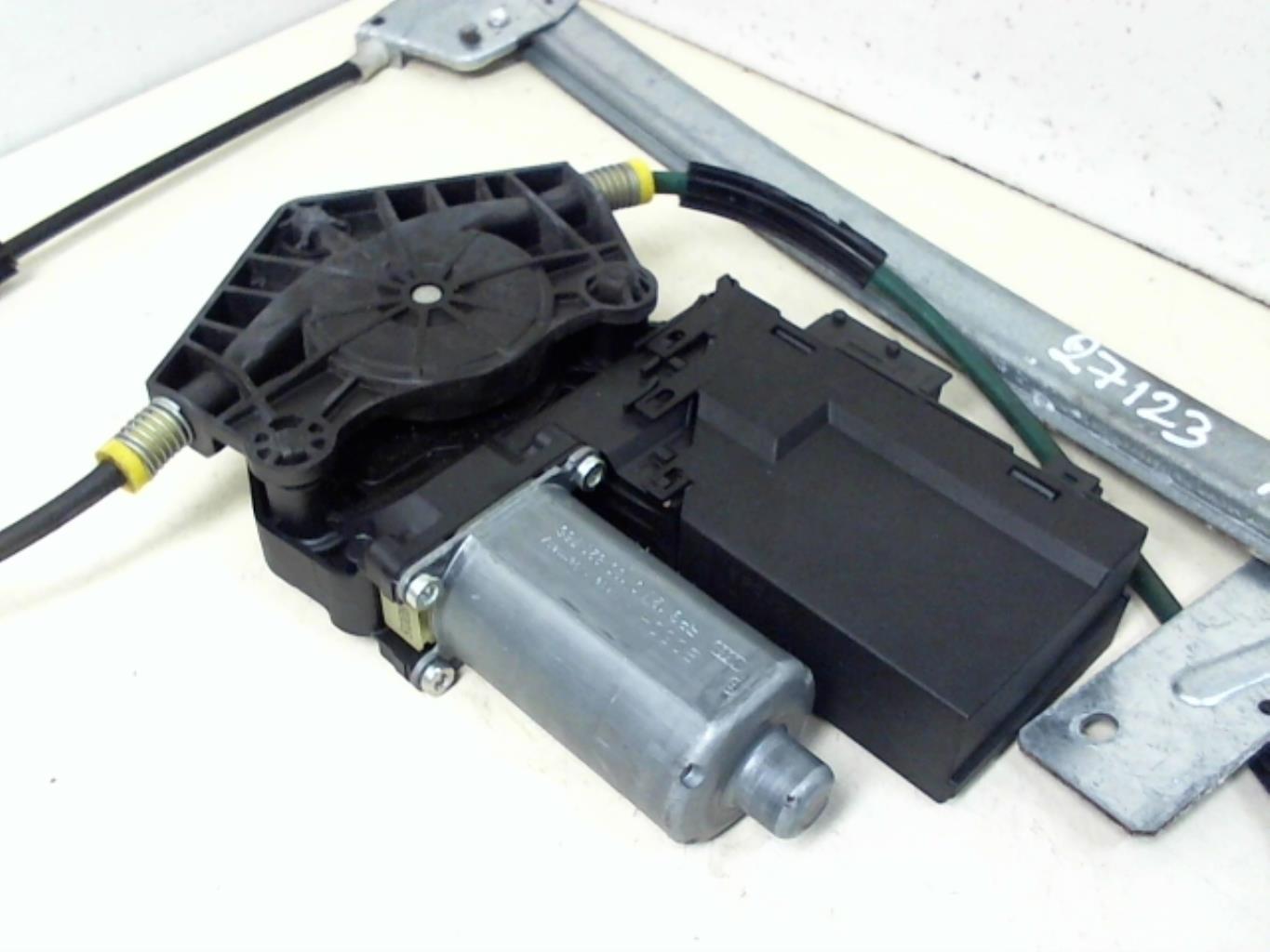 Alzacristalli elettrico anteriore destro PEUGEOT 307 PHASE 1 Gasolina - 1