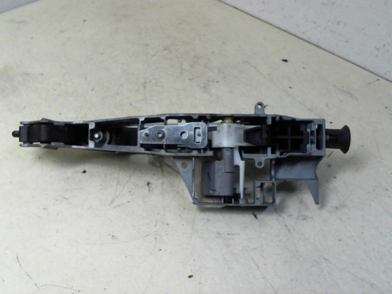 Maniglia portiera posteriore sinistra CITROEN C3 2 PHASE 1 Diésel - 1
