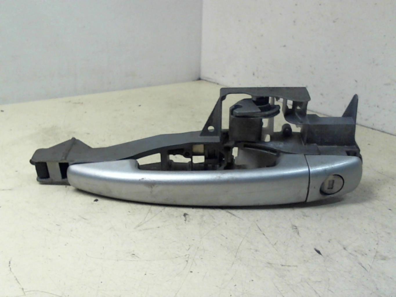 Maniglia portiera anteriore sinistra CITROEN C3 2 PHASE 1 Diésel - 1