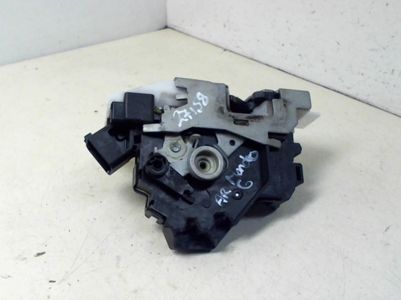 Serratura posteriore sinistra FORD MONDEO 2 BREAK Diésel - 1