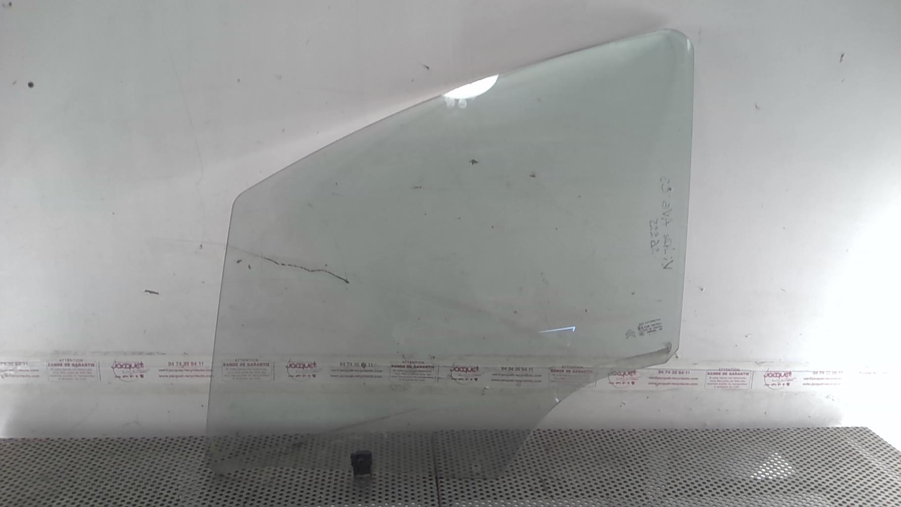 Vitre avant gauche CITROEN C3 2 PHASE 1 Diesel - 1