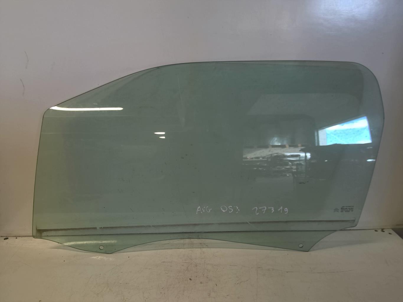 Vitre avant gauche CITROEN DS3 PHASE 1 Essence - 1