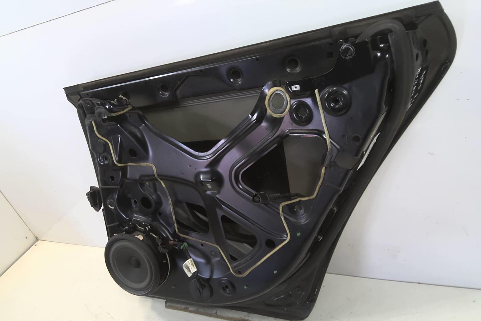 Porte arriere droit AUDI A4 2 AVANT PHASE 2 BREAK Diesel - 1