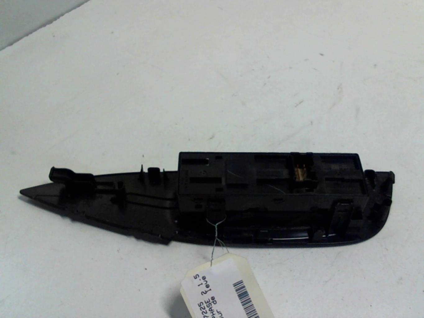 Interruttore lavacristalli anteriore sinistro NISSAN QASHQAI 2 PHASE 2 Diésel - 1