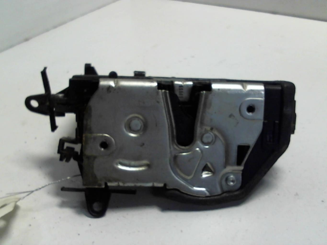 Serratura posteriore destra BMW SERIE 3 E90 PHASE 1 Diésel - 1