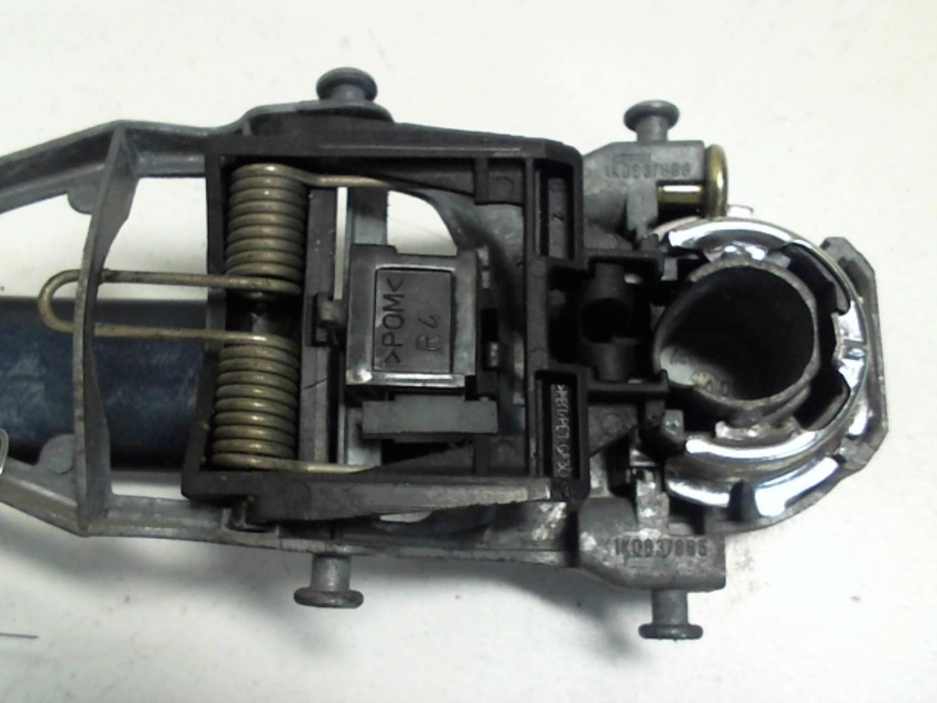 Maniglia portiera posteriore destra VOLKSWAGEN GOLF 5 Diésel - 1