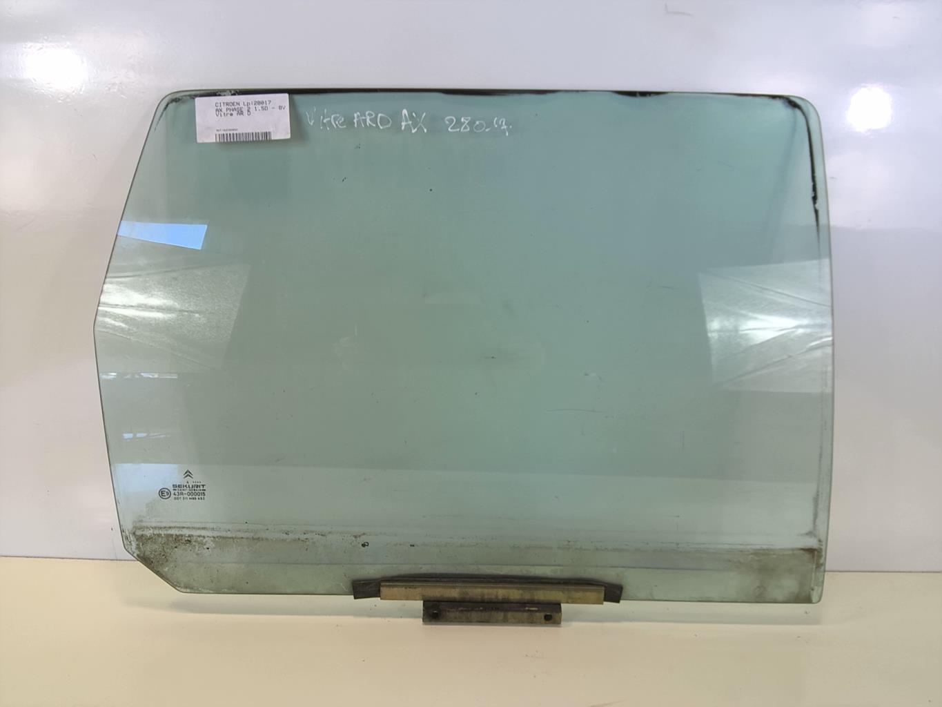 Vetro posteriore destro CITROEN AX PHASE 2 Diésel - 1