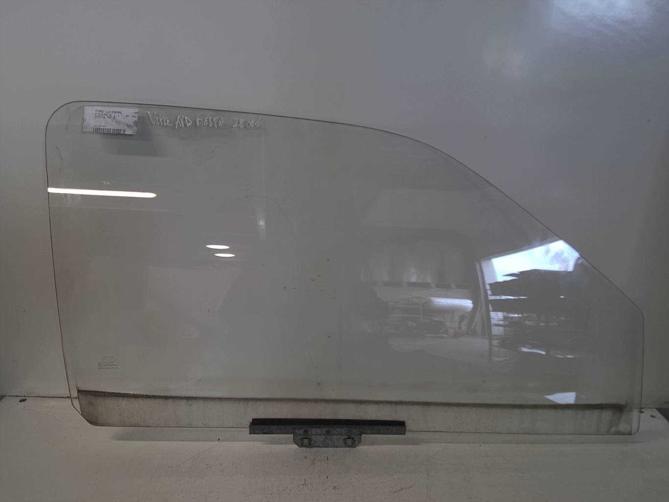 Vetro anteriore destro FORD FIESTA 2 Gasolina - 1