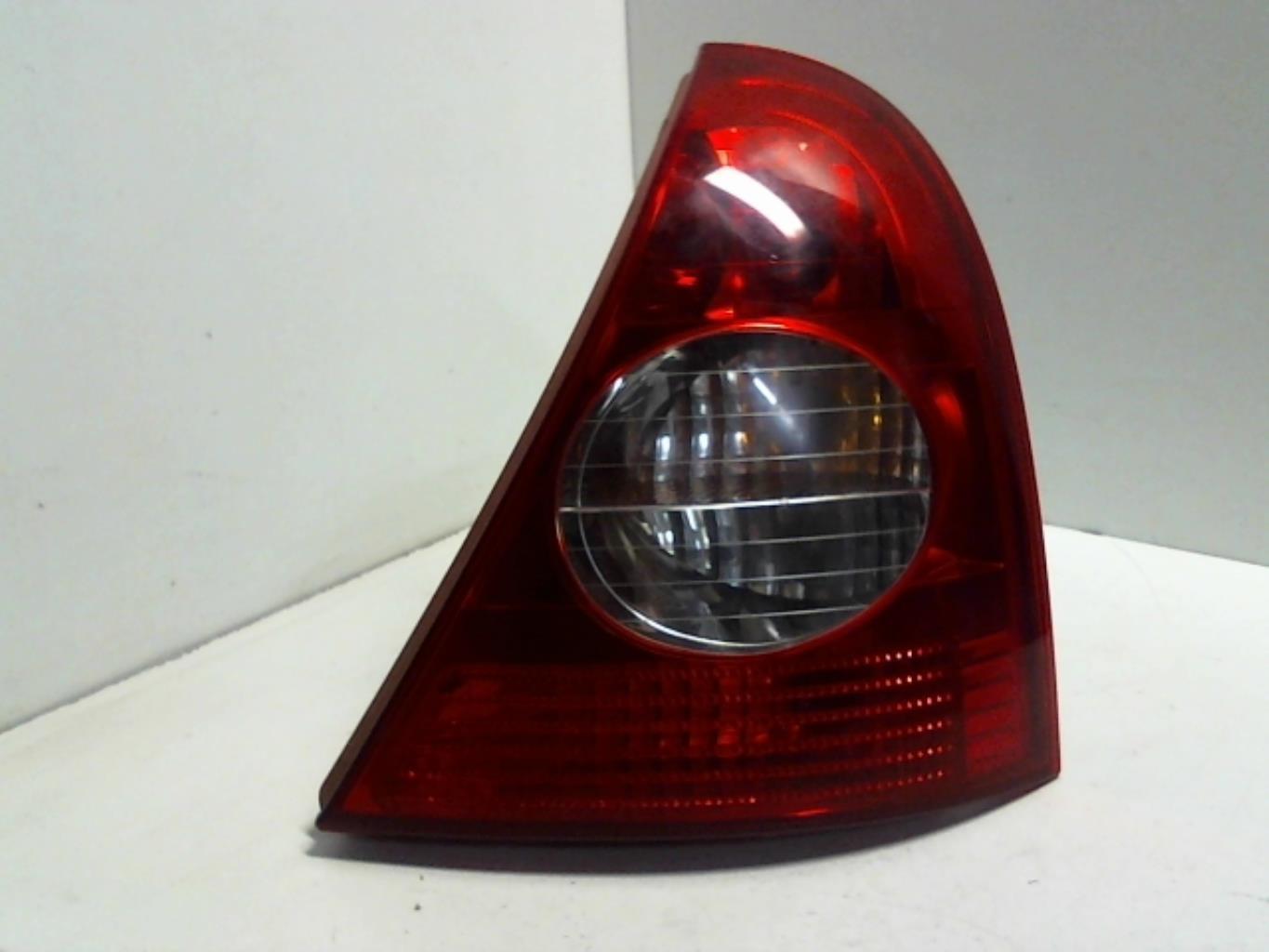 Fanale posteriore principale destro (luci) RENAULT CLIO 2 CAMPUS PHASE 1 Diésel - 1
