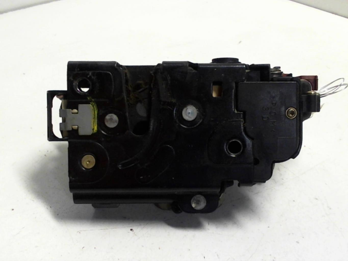 Serrure arriere droit AUDI A2 Diesel - 1