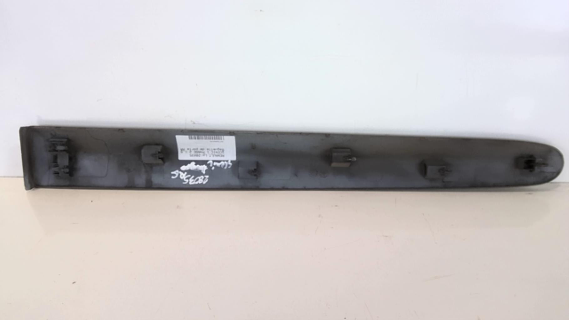 Modanatura portiera posteriore sinistra  RENAULT SCENIC 1 PHASE 2 Diésel - 1