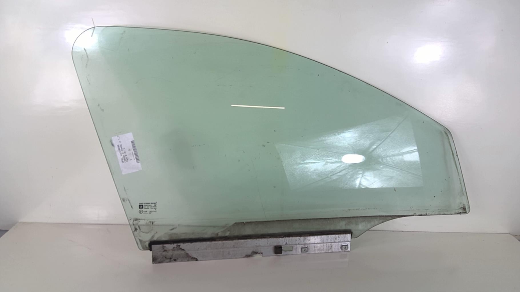 Vitre avant droit OPEL CORSA C PHASE 2 Diesel - 1