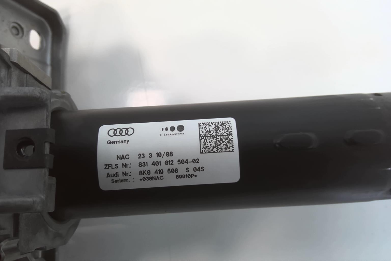 Colonne de direction AUDI A4 3 PHASE 1 Diesel - 1